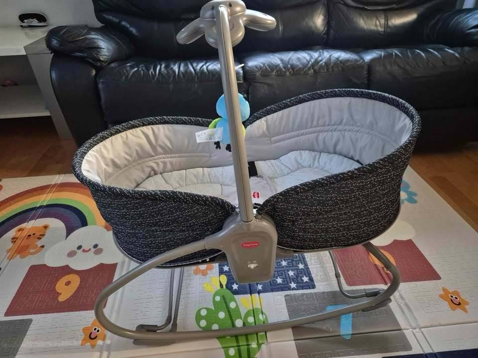 Ležaljka ljuljačka za bebe Tiny love
