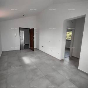 LIŽNJAN – DVA STANA PO 50 m² S POGLEDOM NA MORE, PARKIRNIM MJESTIMA I SPREMIŠTIMA