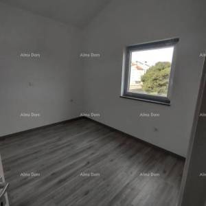 LIŽNJAN – DVA STANA PO 50 m² S POGLEDOM NA MORE, PARKIRNIM MJESTIMA I SPREMIŠTIMA