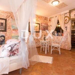 Lovran, dvojna kuća s bazenom, 267 m², panoramski pogled