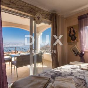 Lovran, dvojna kuća s bazenom, 267 m², panoramski pogled