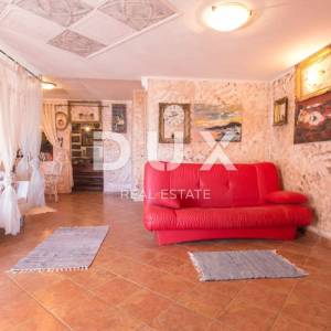 Lovran, dvojna kuća s bazenom, 267 m², panoramski pogled