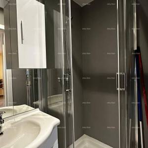 Luksuzan dvoetažni stan u centru Opatije, 185 m2