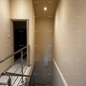 Luksuzan dvoetažni stan u centru Opatije, 185 m2