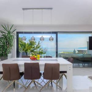 LUKSUZNA VILLA S INFINITY BAZENOM I PANORAMSKIM POGLEDOM1