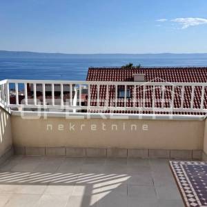 MAKARSKA dvoetažni stan 91,36m2 - 3 sobe/2 kupaonice/pogled