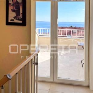 MAKARSKA dvoetažni stan 91,36m2 - 3 sobe/2 kupaonice/pogled