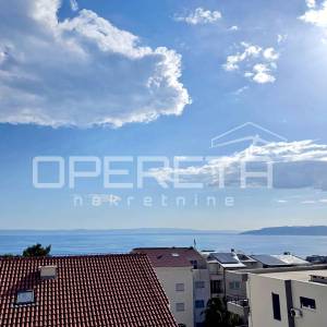 MAKARSKA dvoetažni stan 91,36m2 - 3 sobe/2 kupaonice/pogled
