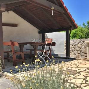 Malinska – samostojeća kuća za život, turizam i investiciju!