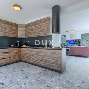 Marčana, Loborika, samostojeća kuća, 242 m², bazen, novogradnja