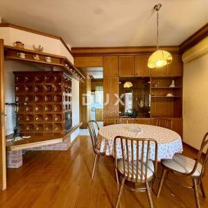 Matulji, centar, samostojeća kuća, 250 m2, pogled, garaža