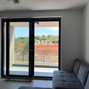  Medulin, Banjole, novi dvosobni stan, 62.50 m2 , kupnja na kredit, odmah useljiv 