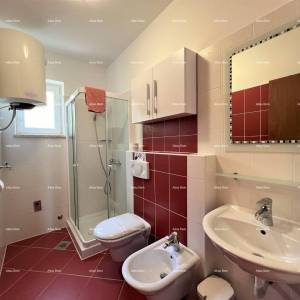 MEDULIN, POŠESI, STAN 73,54 m² S VRTOM, 150 m OD MORA