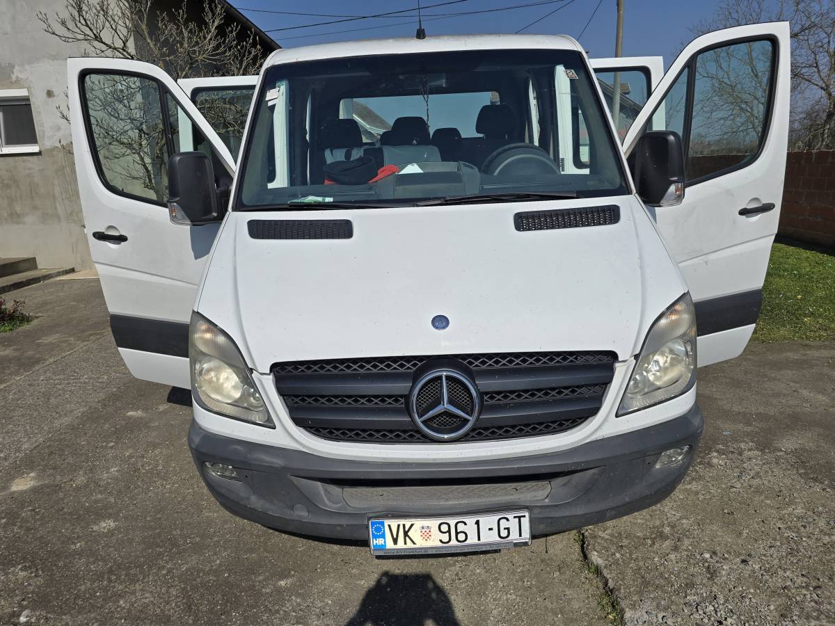 Mercedes Sprinter sanduk 213 cdi