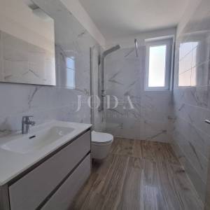 Moderna Novogradnja u središtu otoka Krka