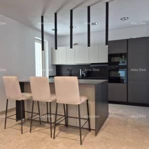 MODERNA VILLA S BAZENOM –  5 KM OD MORA, TAR