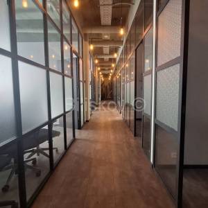 Najam, Centar, poslovni prostor 580m2 na 2 etaže, parking