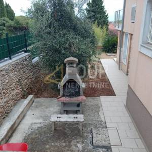 Najam, Istra, Premantura, kuća s 2 stana i bazenom