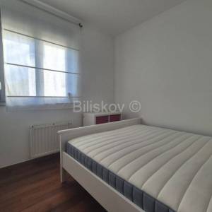 Najam, Remete, četverosoban stan 94m2, na 1 katu, garaža + par.mjesto