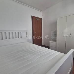 Najam, Remete, četverosoban stan 94m2, na 1 katu, garaža + par.mjesto