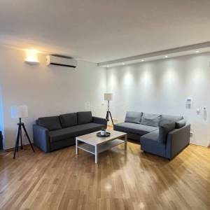 Najam, Remete, šesterosoban komforan stan 170m2, park, roštilj