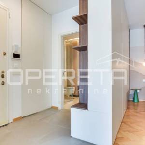 Nazorova, luksuzan stan s privatnom terasom, najam 50m2