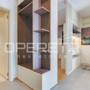 Nazorova, luksuzan stan s privatnom terasom, najam 50m2