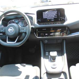 Nissan Qashqai 1.3 DIG-T AUTOMATIK 4x4 N-Connecta - nije uvoz