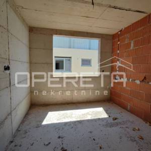 Novogradnja - Dvosoban stan s krovnom terasom i bazenom, Povljana, otok Pag