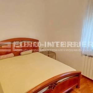 Obiteljska kuća u naselju Bizek površine 381 m², bez provizije!