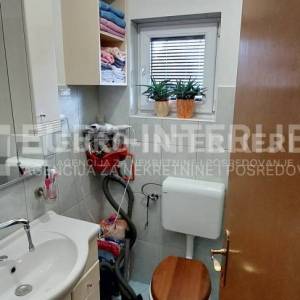 Obiteljska kuća u naselju Bizek površine 381 m², bez provizije!