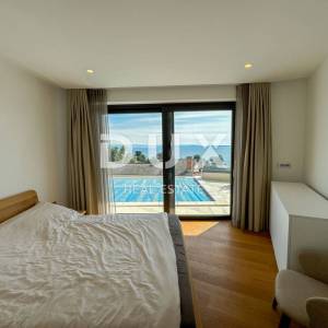 Opatija, centar, četverosoban stan, 158 m2, s privatnim bazenom