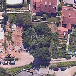 Opatija, centar, zemljište, 529 m2, ucrtana stara kuća 70 m2