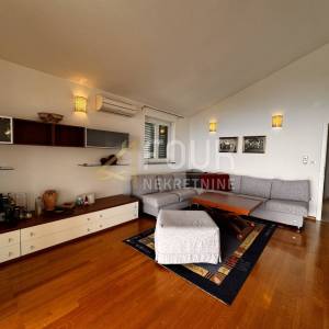 Opatija, Ičići, 93.53m2, 2s+db, panoramski pogled na more