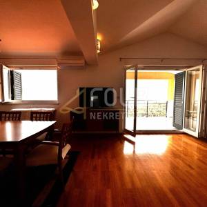 Opatija, Ičići, 93.53m2, 2s+db, panoramski pogled na more