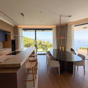OPATIJA, IČIĆI - moderna vila na jedinstvenoj poziciji samo 200 m od plaže Ičići 