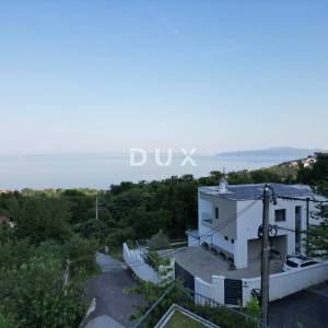OPATIJA, IČIĆI, POLJANE- prekrasna moderna villa 400m2 s pogledom na more i bazenom + okoliš 1200m2
