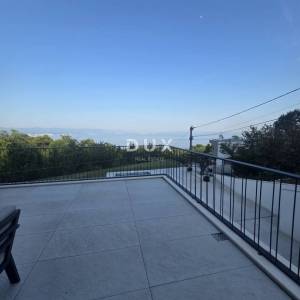OPATIJA, IČIĆI, POLJANE- prekrasna moderna villa 400m2 s pogledom na more i bazenom + okoliš 1200m2