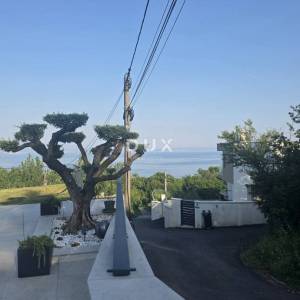 OPATIJA, IČIĆI, POLJANE- prekrasna moderna villa 400m2 s pogledom na more i bazenom + okoliš 1200m2