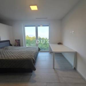 OPATIJA, IČIĆI, POLJANE- prekrasna moderna villa 400m2 s pogledom na more i bazenom + okoliš 1200m2