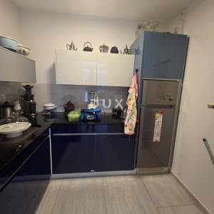 OPATIJA, IČIĆI, POLJANE- prekrasna moderna villa 400m2 s pogledom na more i bazenom + okoliš 1200m2