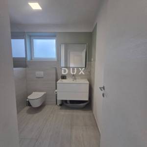 OPATIJA, IČIĆI, POLJANE- prekrasna moderna villa 400m2 s pogledom na more i bazenom + okoliš 1200m2