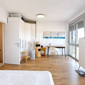Opatija, Matulji, kuća u nizu, 172m2, pogled na more