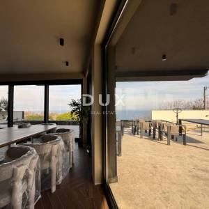 OPATIJA, SV. JELENA - villa 250m2 s panoramskim pogledom na more i bazenom + uređena okućnica 1200m2
