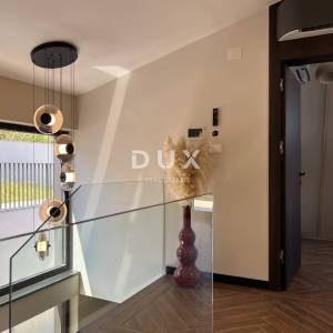 OPATIJA, SV. JELENA - villa 250m2 s panoramskim pogledom na more i bazenom + uređena okućnica 1200m2