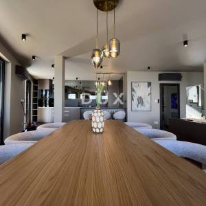 OPATIJA, SV. JELENA - villa 250m2 s panoramskim pogledom na more i bazenom + uređena okućnica 1200m2