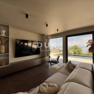 OPATIJA, SV. JELENA - villa 250m2 s panoramskim pogledom na more i bazenom + uređena okućnica 1200m2