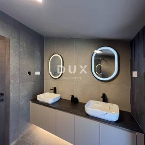 OPATIJA, SV. JELENA - villa 250m2 s panoramskim pogledom na more i bazenom + uređena okućnica 1200m2
