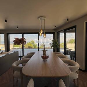 OPATIJA, SV. JELENA - villa 250m2 s panoramskim pogledom na more i bazenom + uređena okućnica 1200m2