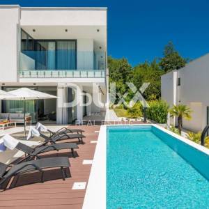 Opatija, Veprinac, vila 309 m², panoramski pogled na more